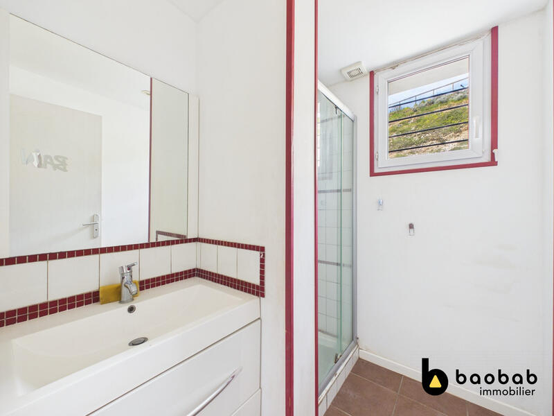 Maison - 190 m² - 7 pièces