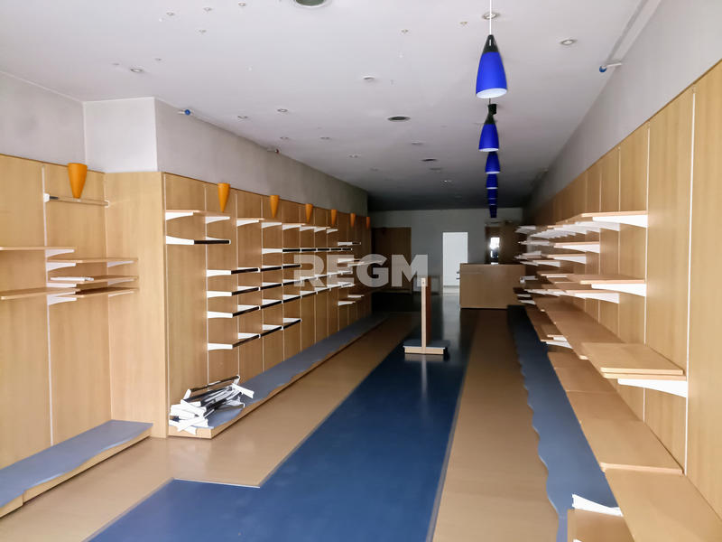 Local commercial - 100 m²