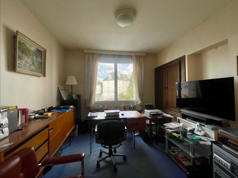 Appartement bourgeois - 185 m² - 5 pièces