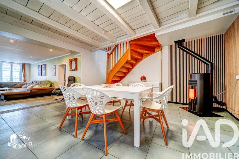 Maison - 176 m² - 6 pièces