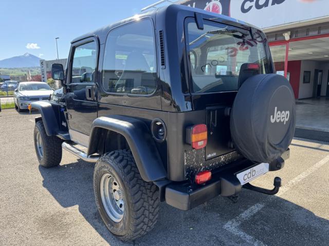Jeep Wrangler 4.0i 180 L6 12v 4x4 Sport