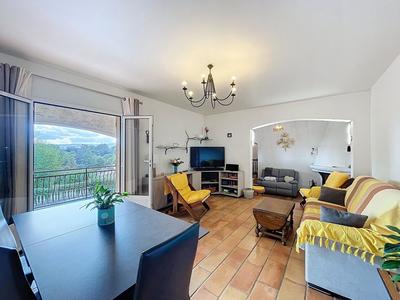 Villa - 150 m² - 4 pièces