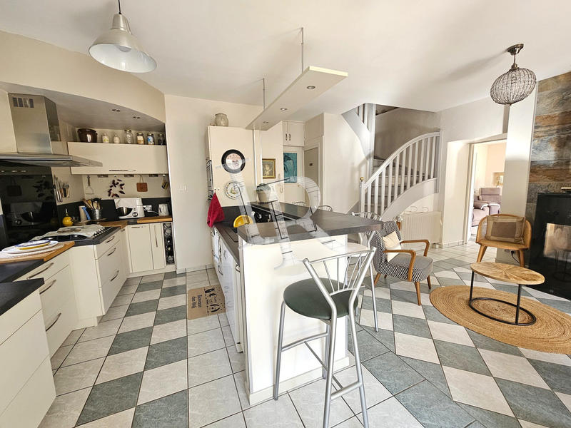 Maison - 160 m² - 6 pièces