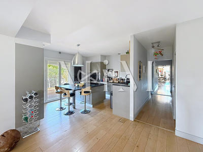 Maison - 191 m² - 5 pièces