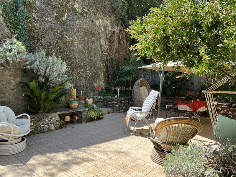 Appartement - 100 m² - 4 pièces