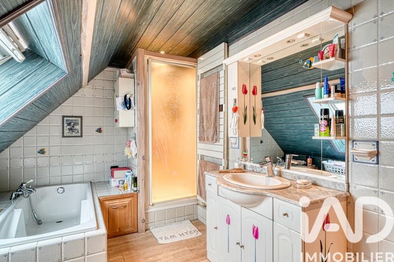 Maison - 106 m² - 6 pièces