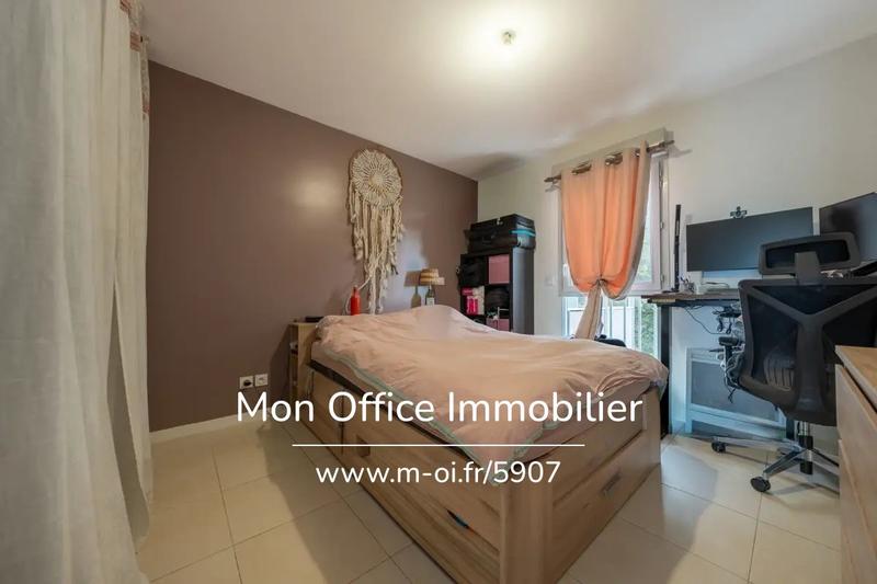 Appartement - 81 m² - 4 pièces