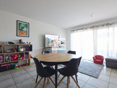 Appartement - 79 m² - 4 pièces