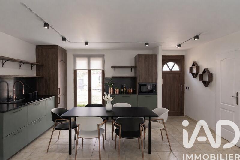 Maison - 95 m² - 4 pièces