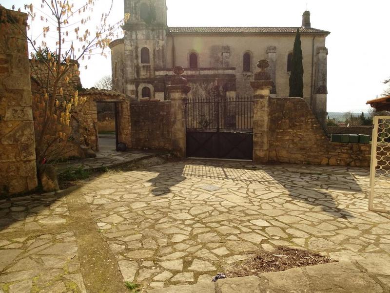 Maison de village - 225 m² - 12 pièces