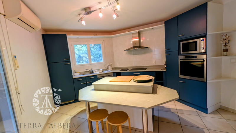 Villa - 142 m² - 5 pièces