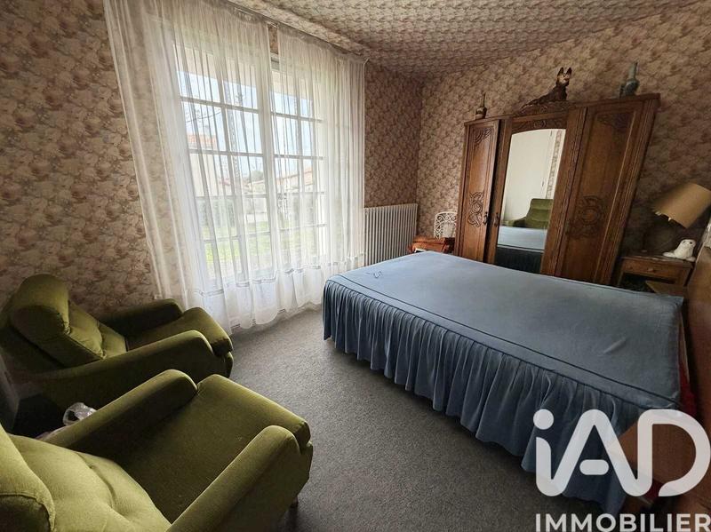 Maison - 196 m² - 8 pièces