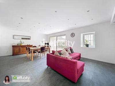 Appartement - 105 m² - 4 pièces