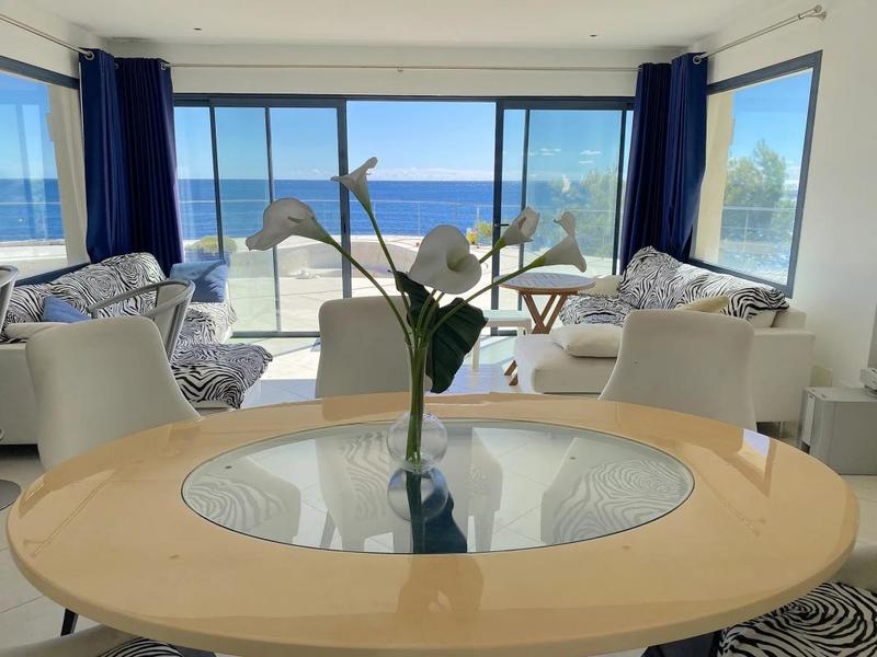 Villa - 240 m² - 8 pièces