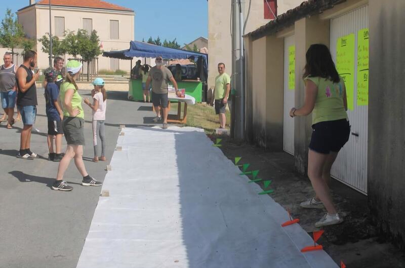 Vide grenier - fête de la cerise