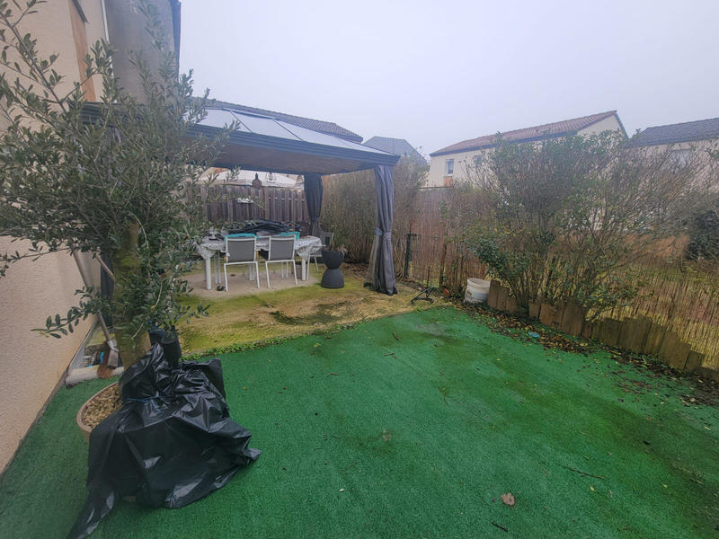 Maison - 95 m² - 5 pièces