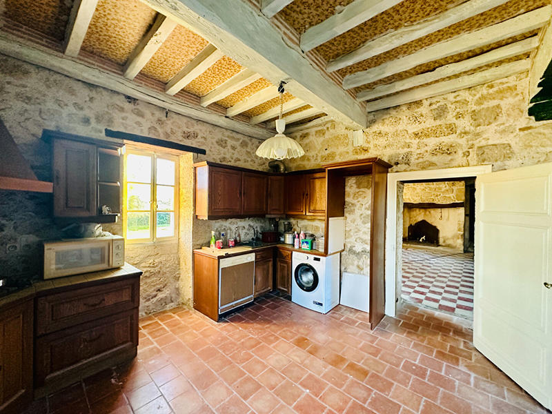 Maison - 362 m² - 9 pièces