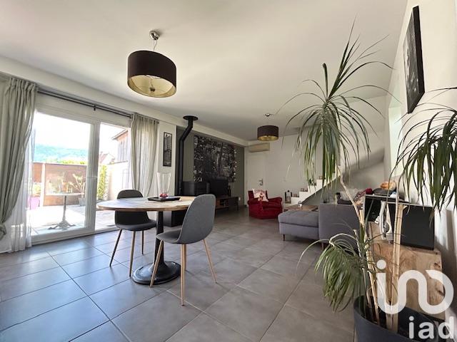 Maison - 88 m² - 4 pièces