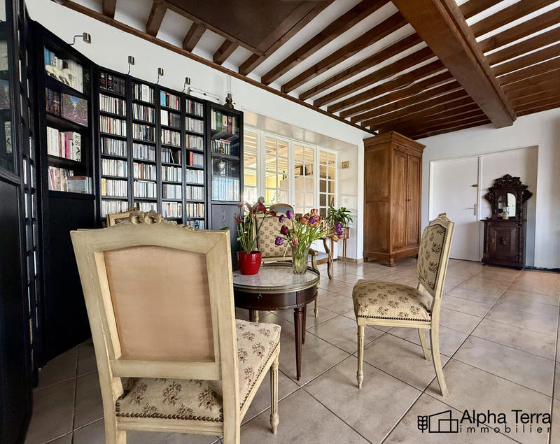 Maison ancienne - 258 m² - 9 pièces