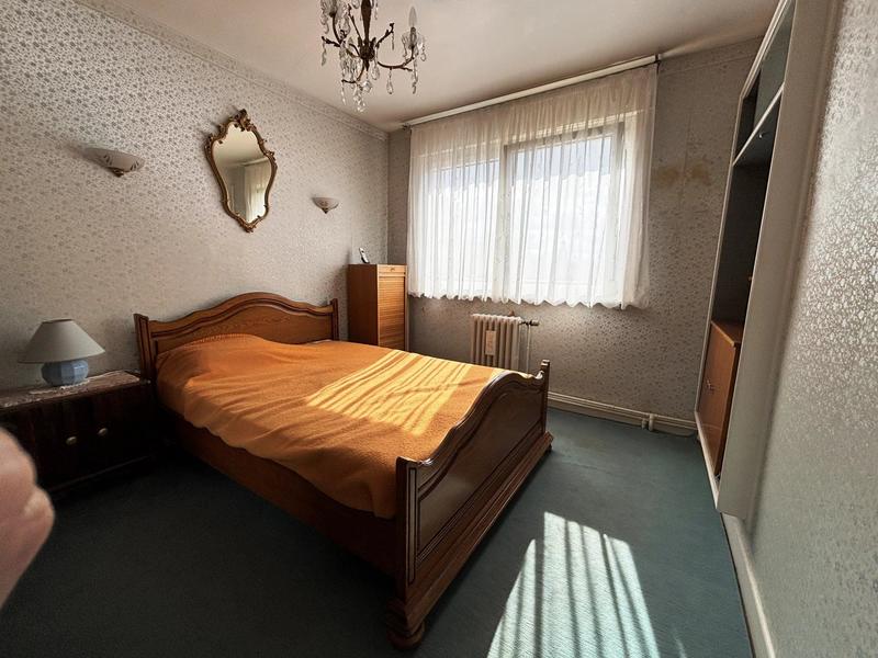 Maison - 100 m² - 6 pièces