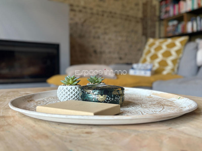 Maison - 233 m² - 6 pièces