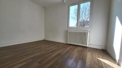 Maison - 67 m² - 4 pièces