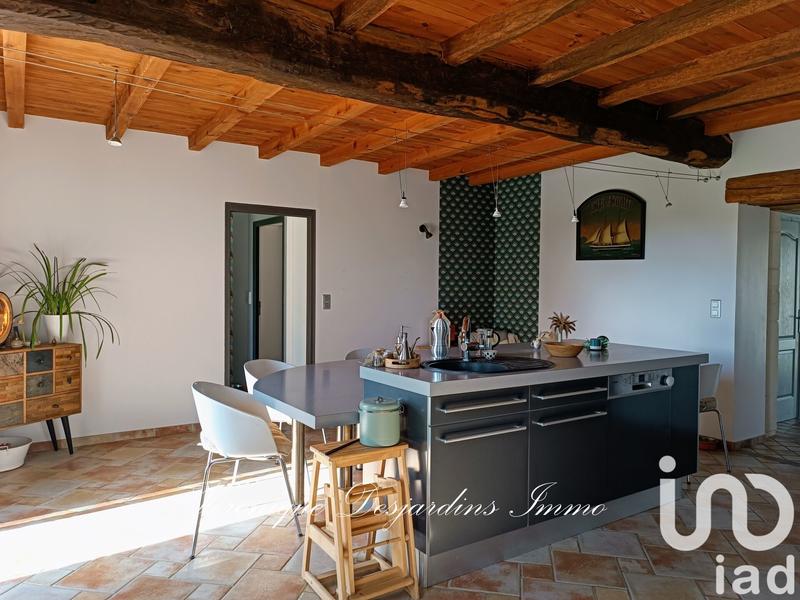 Maison - 198 m² - 7 pièces