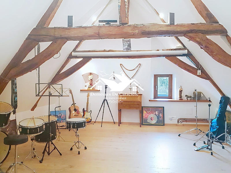 Maison - 297 m² - 6 pièces