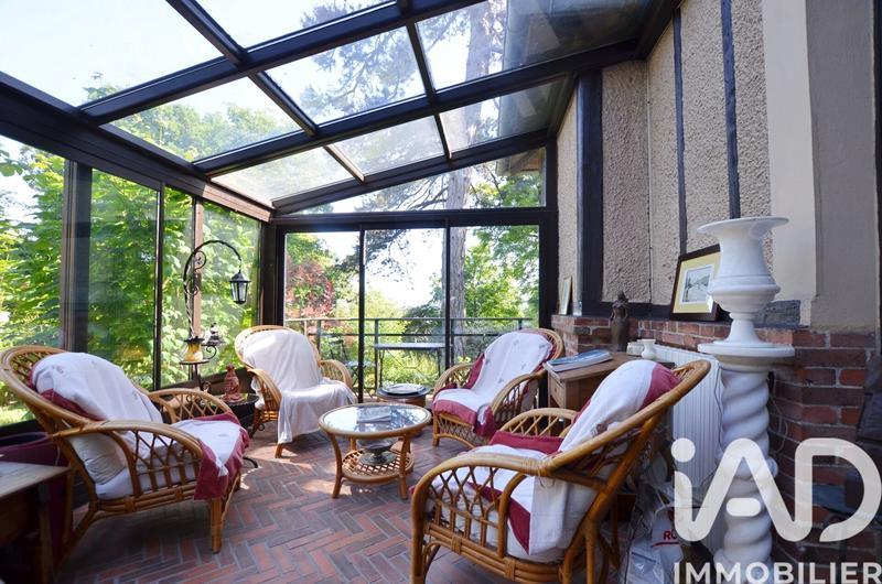 Maison - 180 m² - 8 pièces