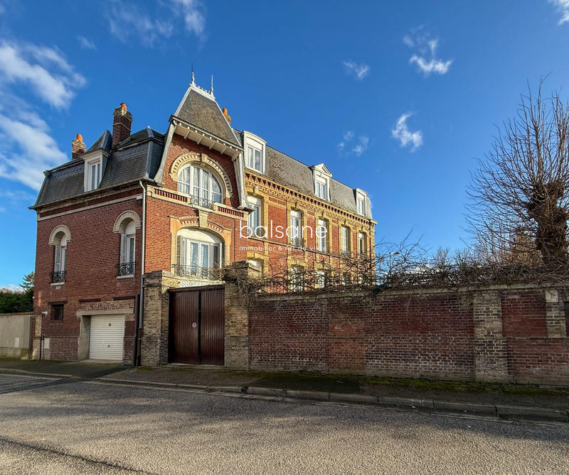 Maison ancienne - 172 m² - 6 pièces