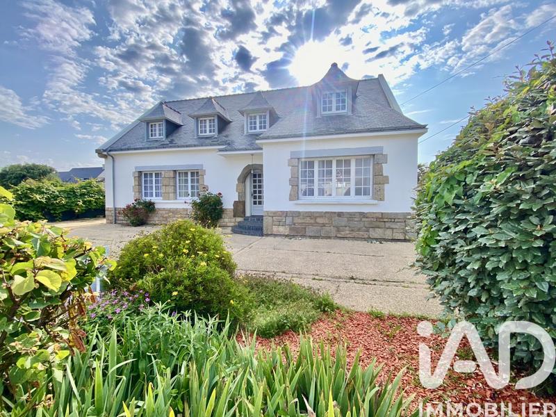 Maison - 150 m² - 8 pièces