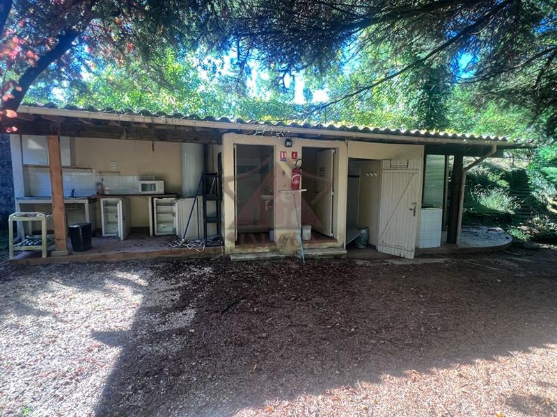 Maison - 365 m² - 21 pièces