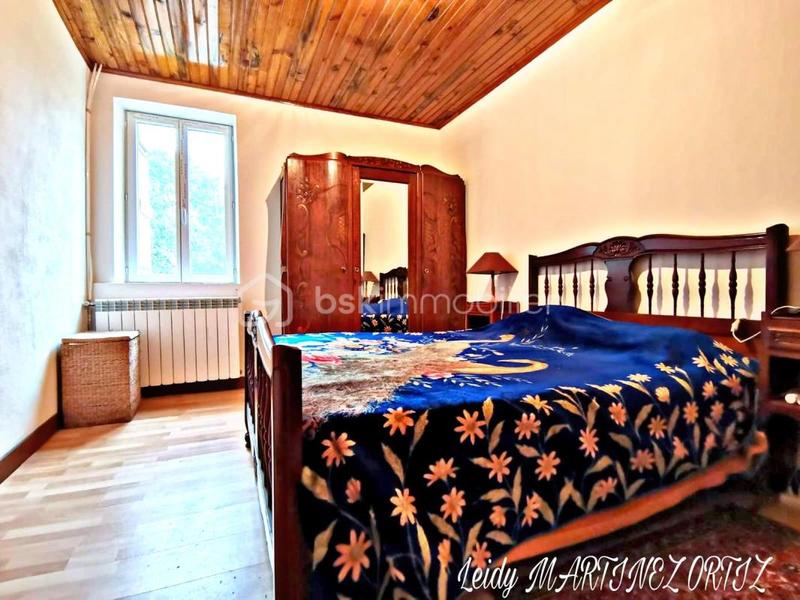 Maison en pierre - 170 m² - 7 pièces