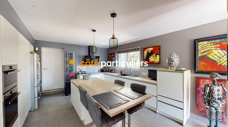 Maison - 176 m² - 6 pièces