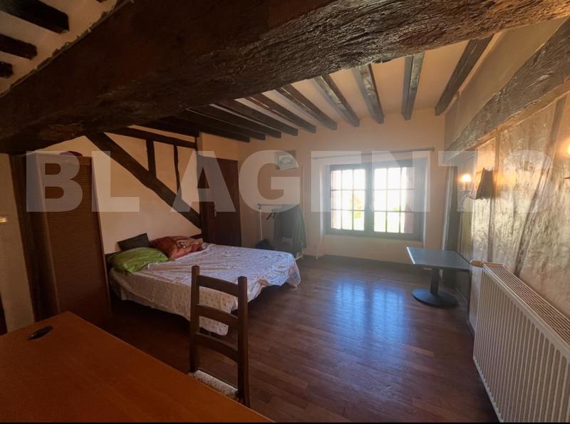 Briarde - 177 m² - 6 pièces