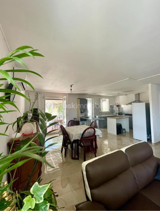 Maison - 97 m² - 4 pièces