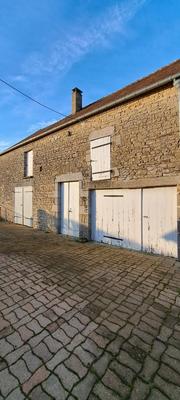 Propriété - 322 m² - 4 pièces