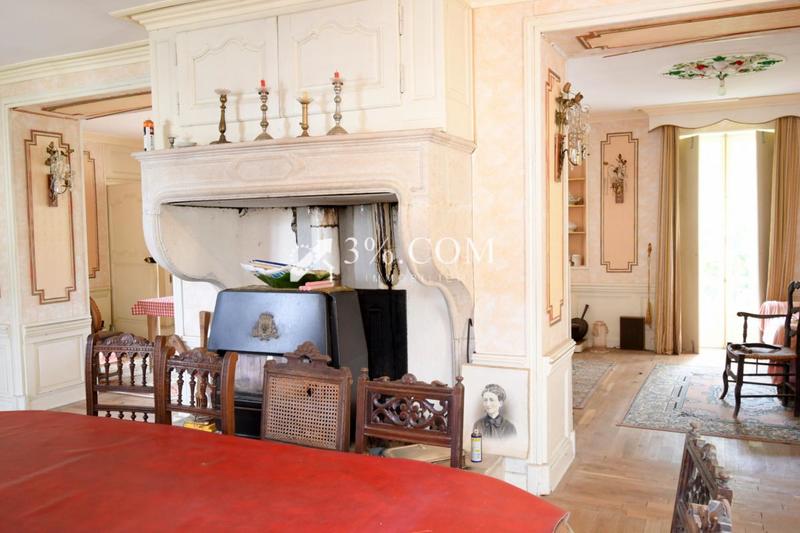 Propriété - 264 m² - 11 pièces