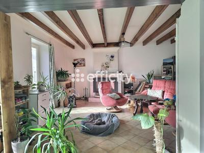 Maison - 122 m² - 4 pièces