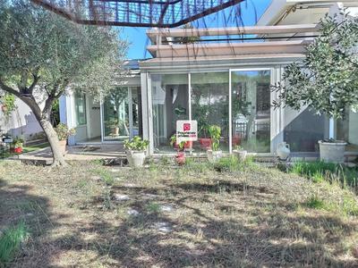 Appartement - 100 m² - 4 pièces