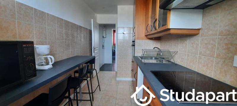 Chambre - 11 m² - 1 pièce