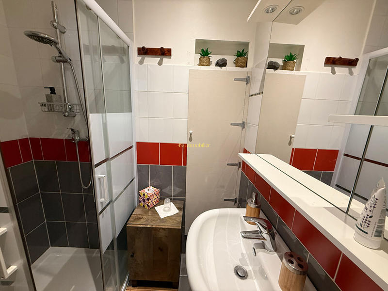 Maison - 121 m² - 6 pièces