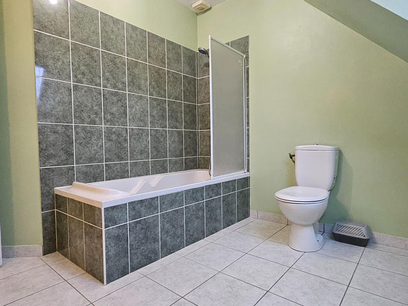 Maison - 93 m² - 5 pièces