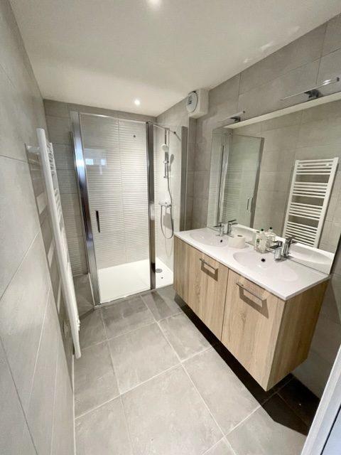 Appartement - 142 m² - 5 pièces