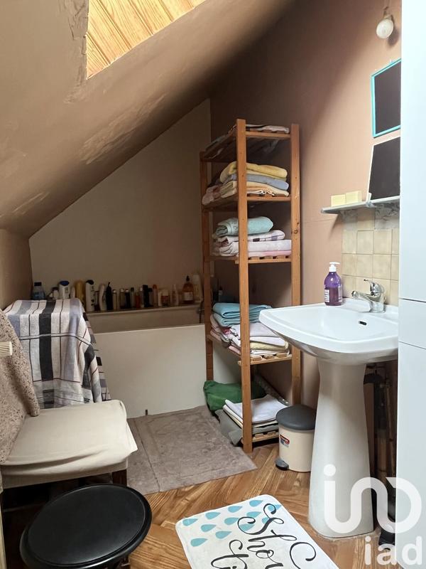 Maison - 93 m² - 5 pièces