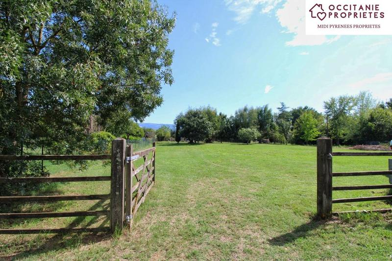 Maison - 229 m² - 9 pièces