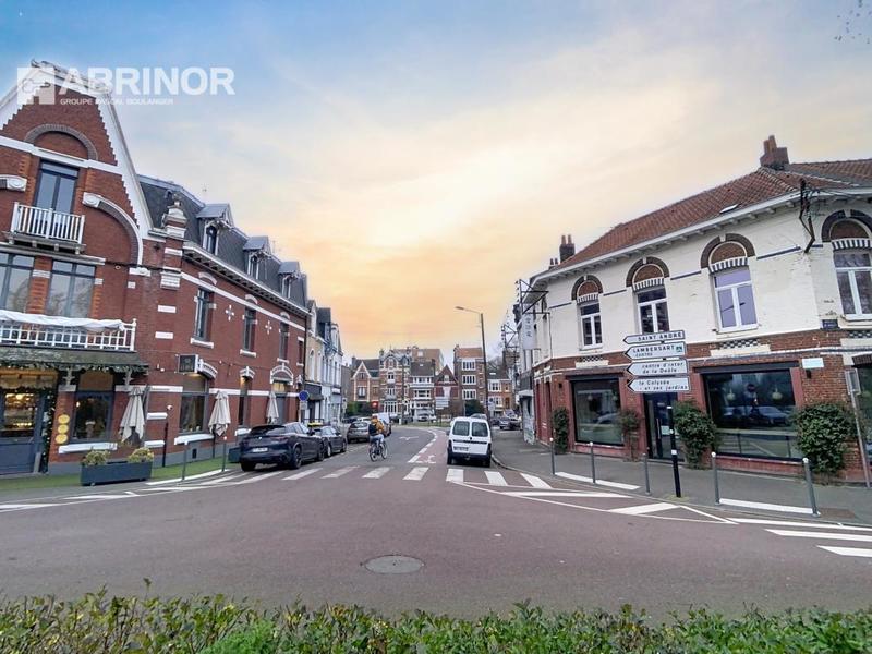 Maison - 121 m² - 6 pièces