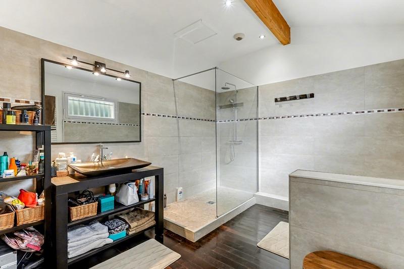 Maison - 211 m² - 5 pièces