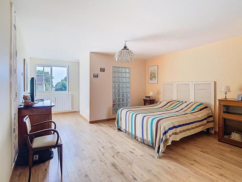 Maison - 223 m² - 5 pièces