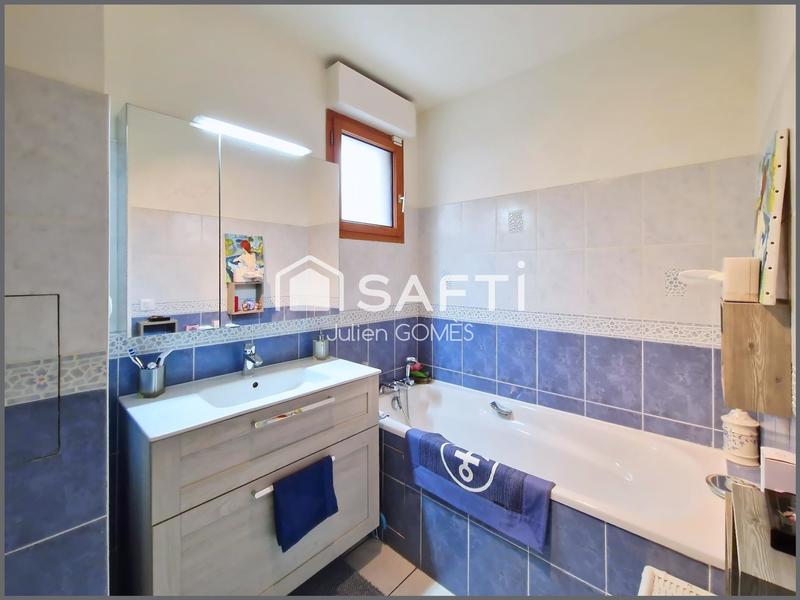Appartement - 98 m² - 4 pièces